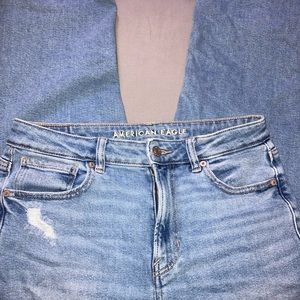 American eagle mom jeans